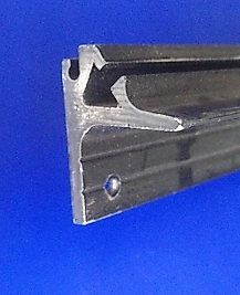 Otobüs Menteşe Alüminyumu 200/ Metre