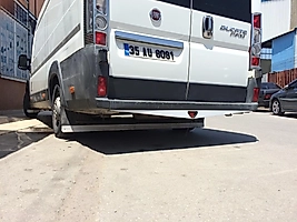 Otobüs Tampon Altı Çakarlı Üçgen Sac - Arka Karlık - Ek Tampon
